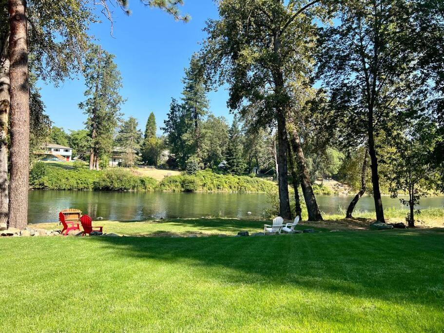 Deluxe Cabin 1 - Rogue River Resort Grants Pass Esterno foto